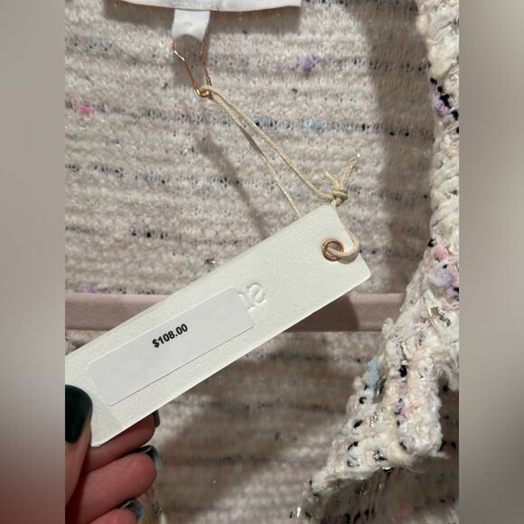 White pastel tweed jacket: size S fit up to L - Picture 9 of 15